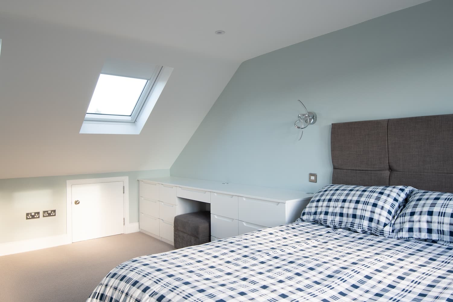 Hadley Way Hip to Gable